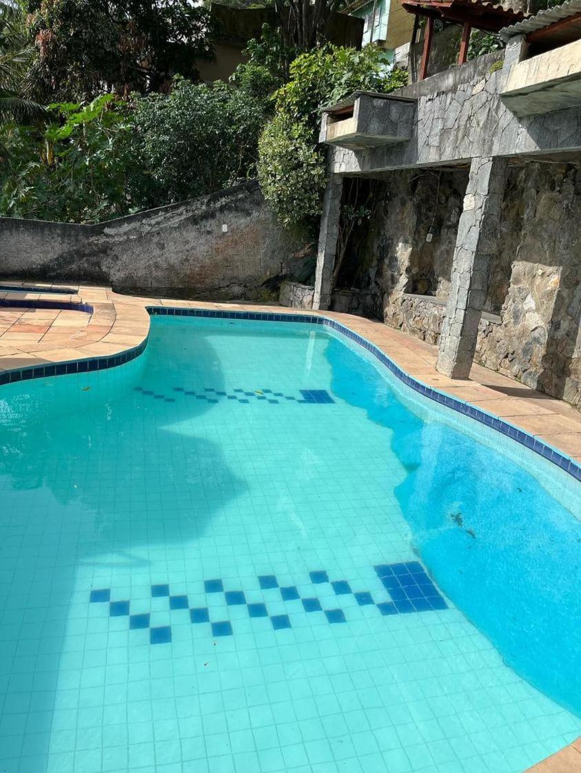 Holiday home Escape O Paraiso, Casa Mobiliada Com Piscina E Salao De Jogos, 300mt Da *
